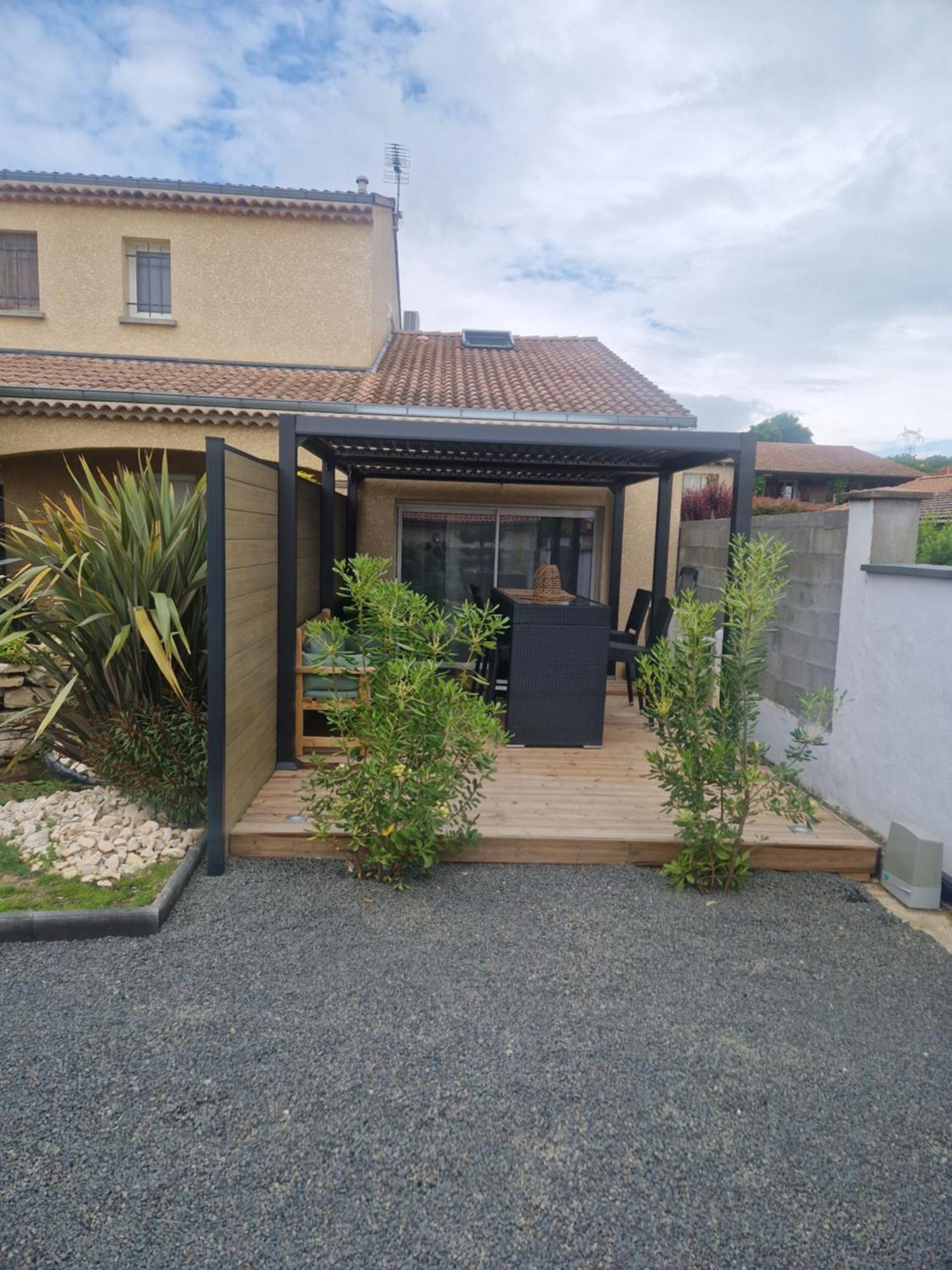 Appartement Pour 4 Avec Terrasse Chanos-Curson Extérieur photo